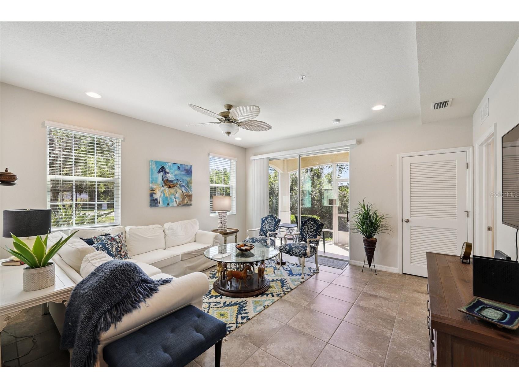 8382 Enclave Way #102 Sarasota FL 34243 A4687724 image9