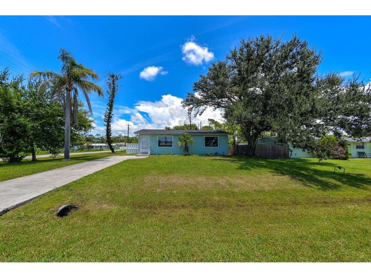 8382 Osprey Road Englewood FL 34224 D6143294 image1