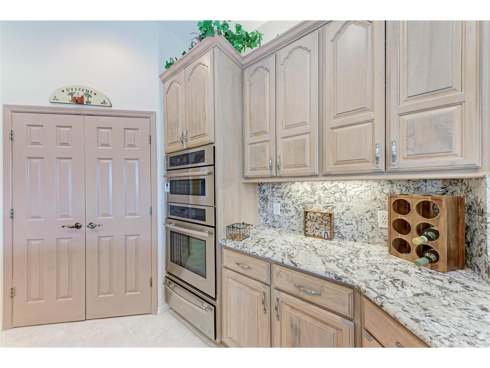 8383 Cypress Hollow Drive Sarasota FL 34238 A4681688 image18
