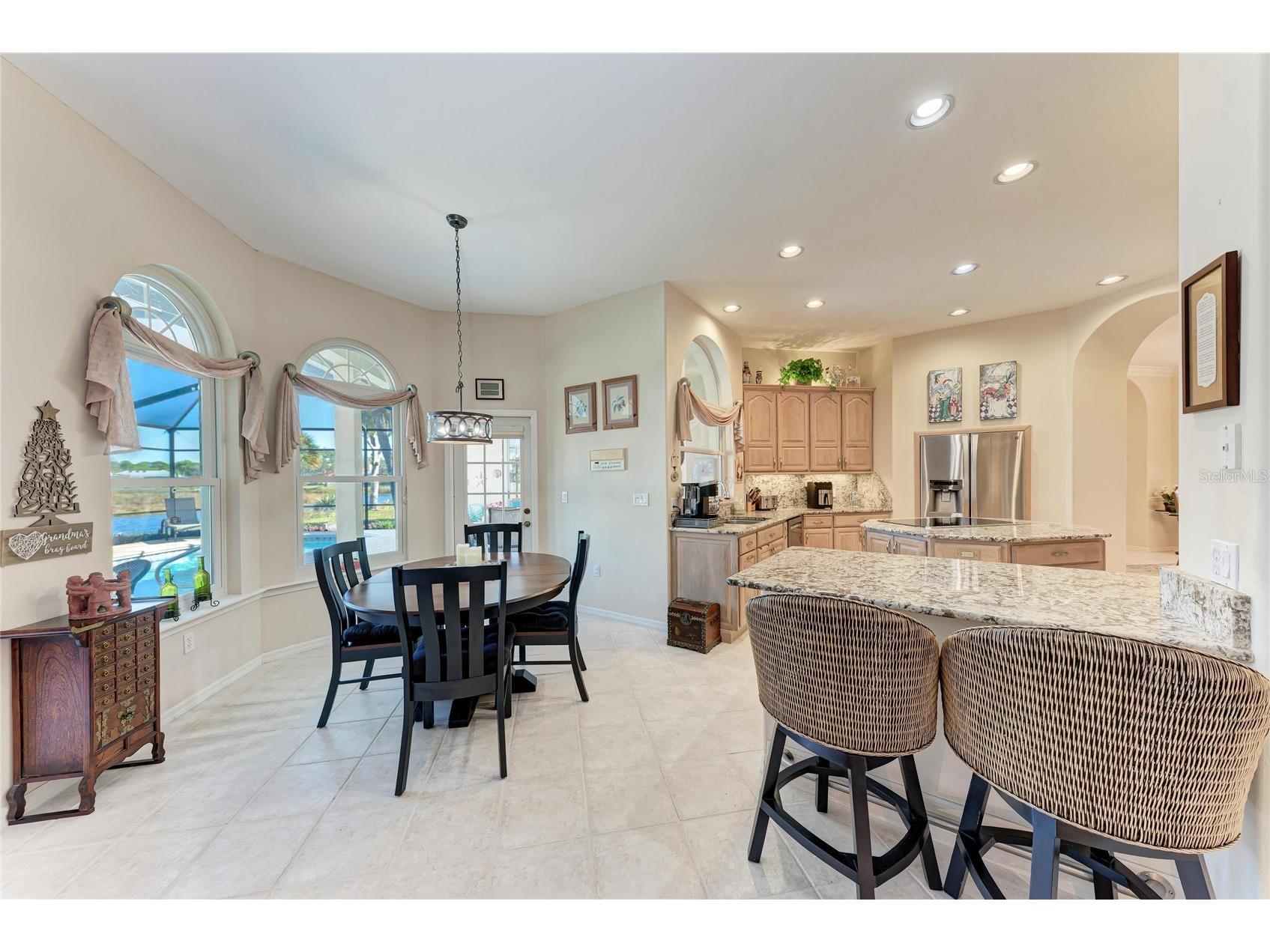 8383 Cypress Hollow Drive Sarasota FL 34238 A4681688 image20