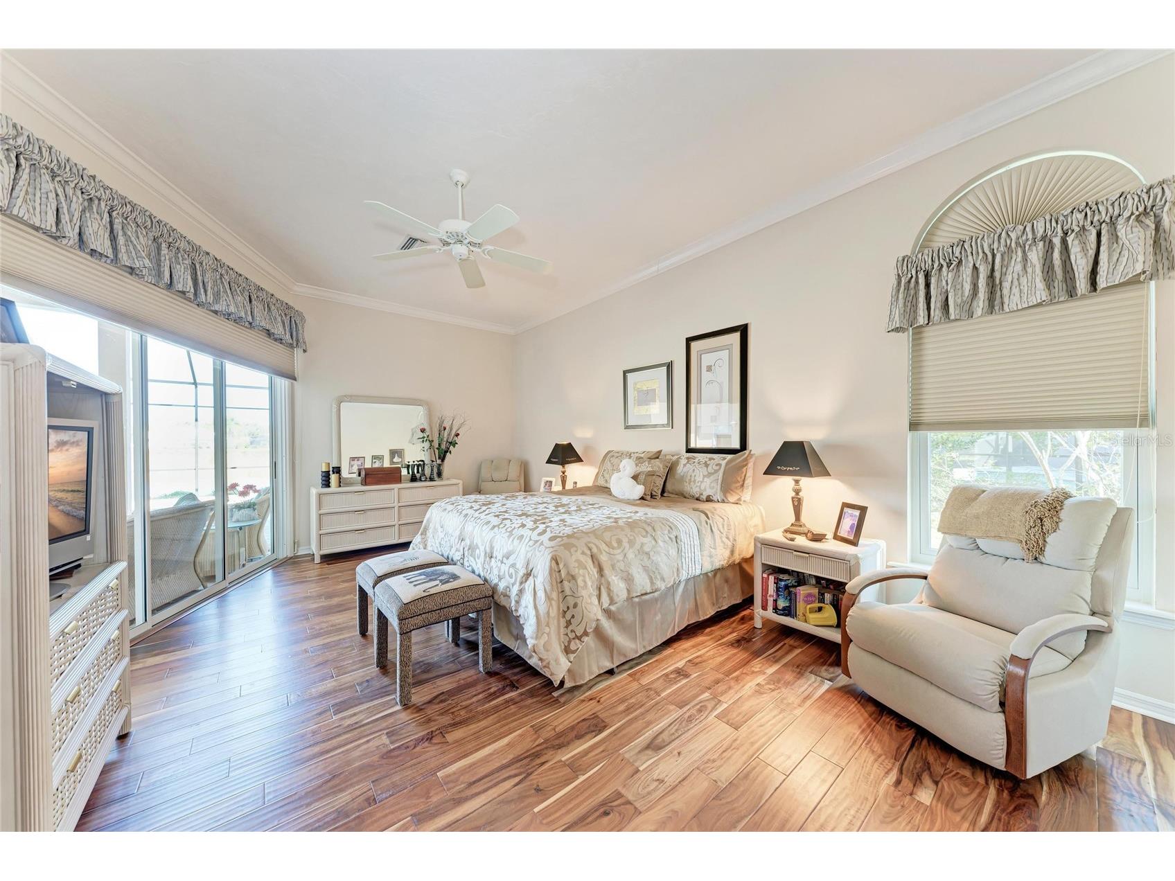 8383 Cypress Hollow Drive Sarasota FL 34238 A4681688 image25
