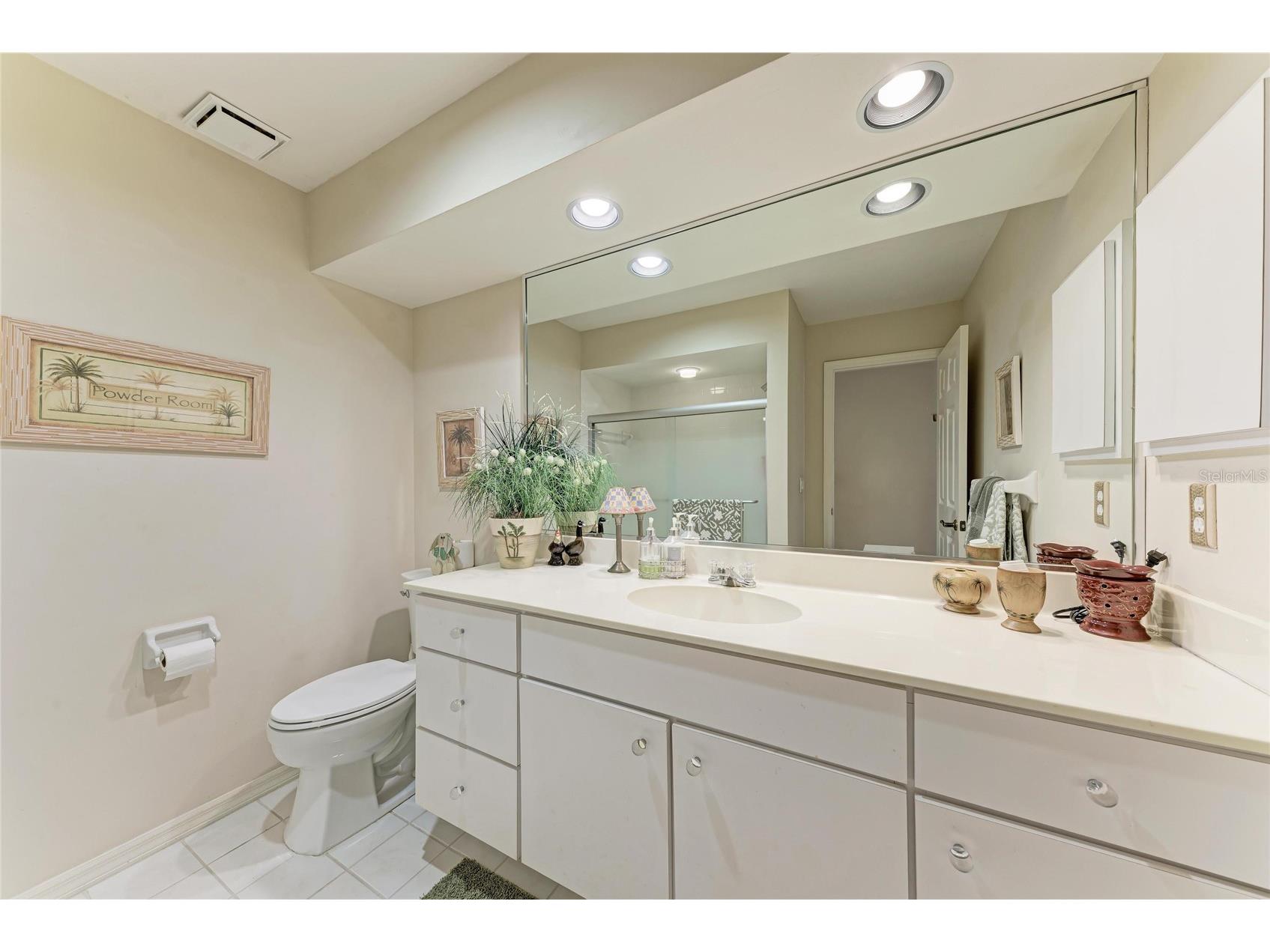 8383 Cypress Hollow Drive Sarasota FL 34238 A4681688 image36