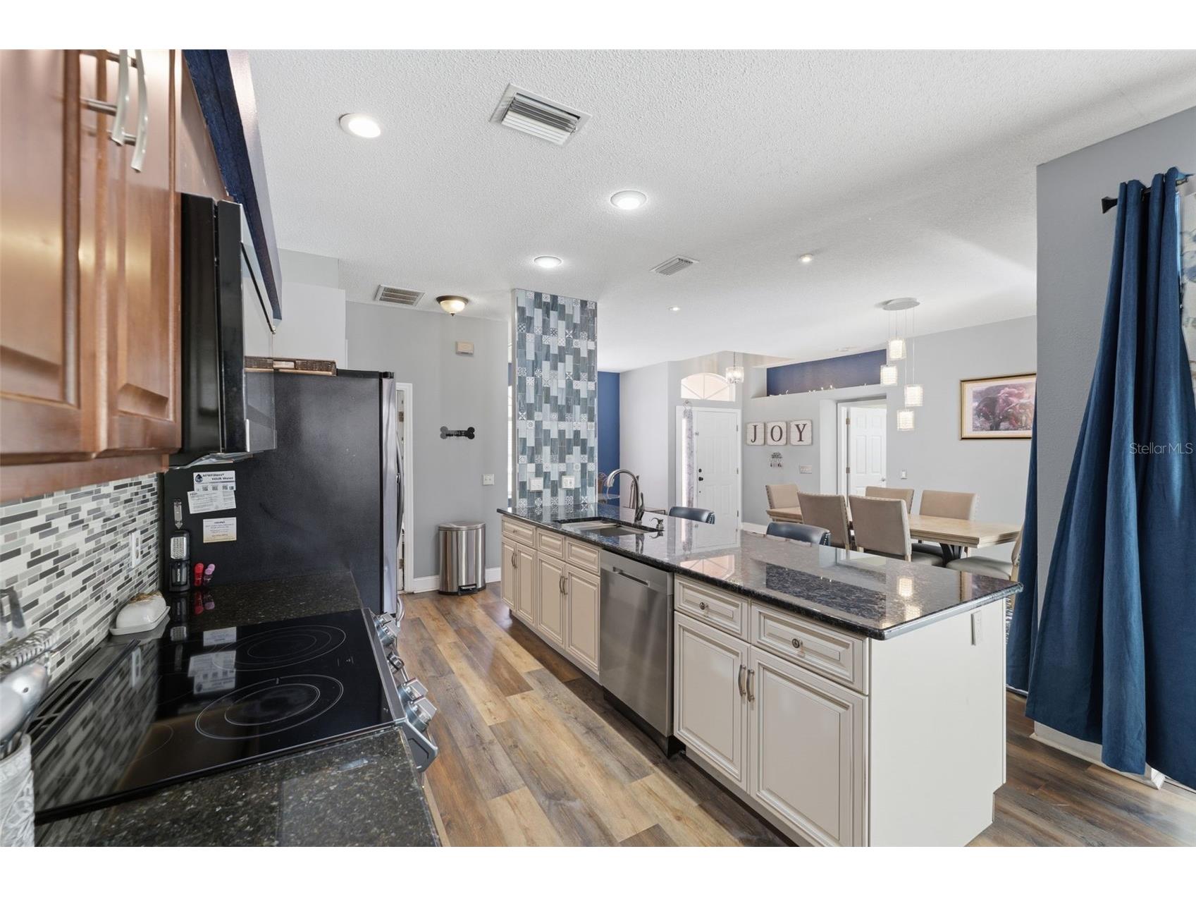 8383 Nittany Road Weeki Wachee FL 34613 TB8487756 image20