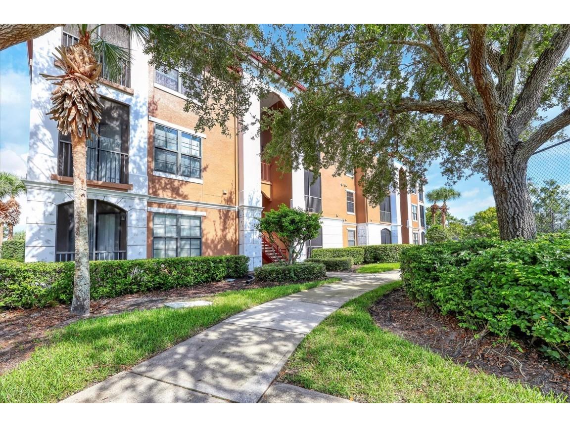8387 38th Street Circle E #305 Sarasota FL 34243 A4661714 image1