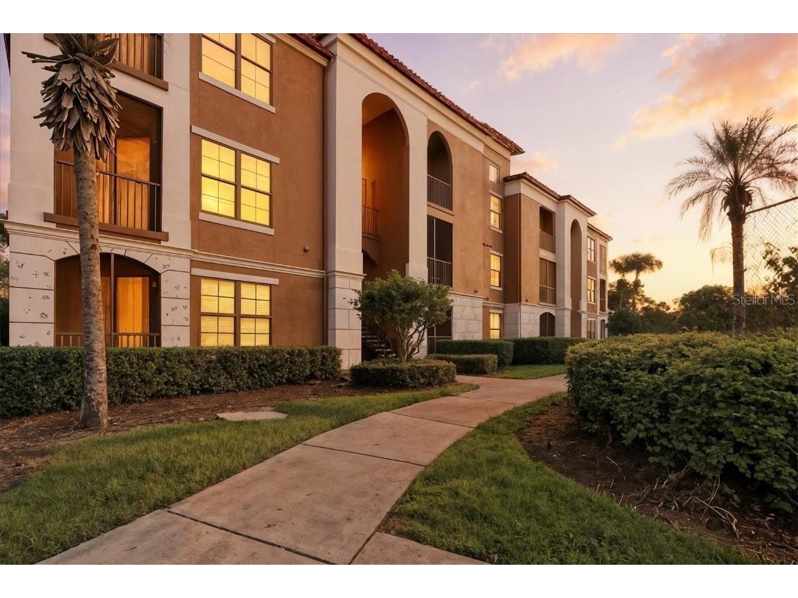 8387 38th Street Circle E #305 Sarasota FL 34243 A4661714 image3