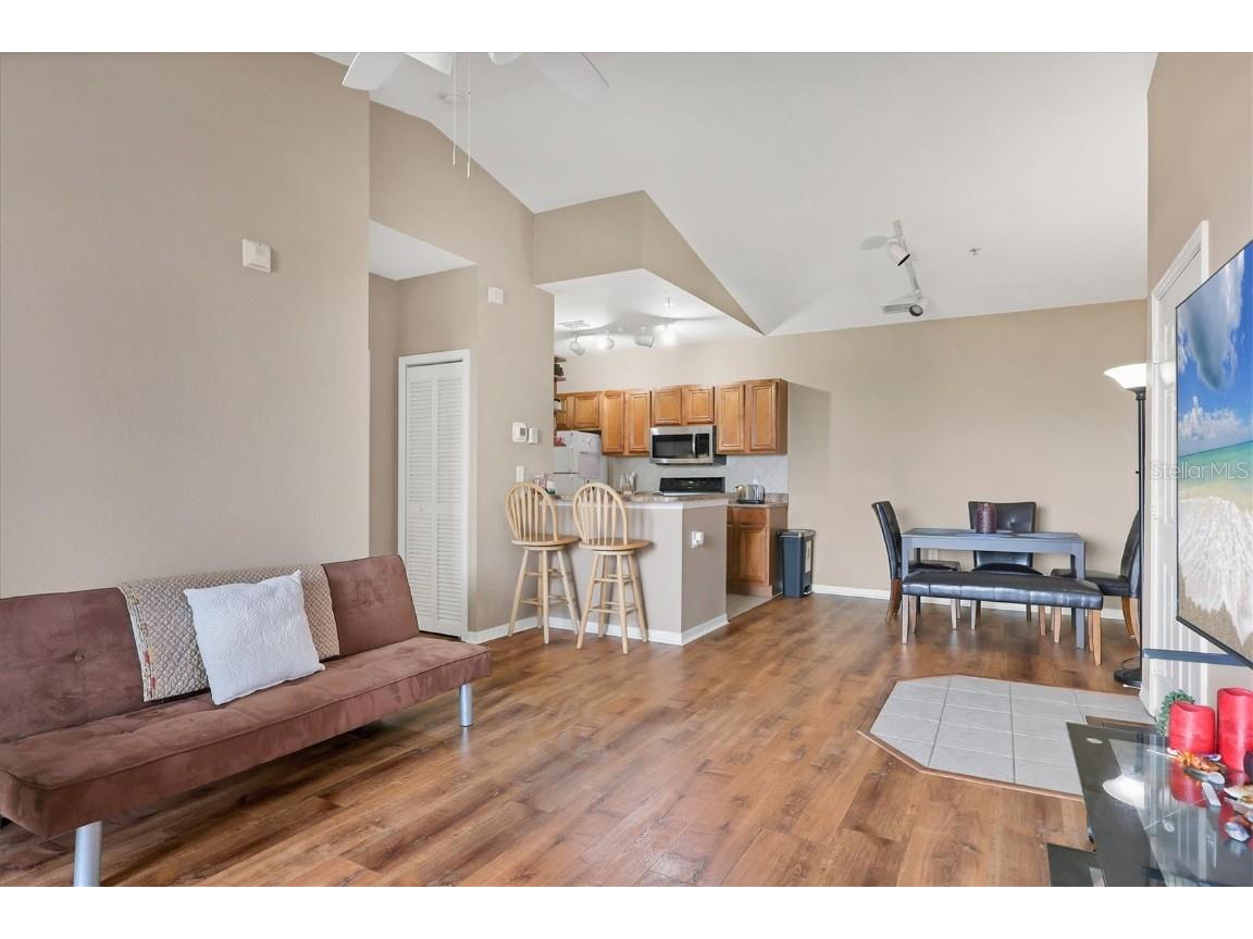 8387 38th Street Circle E #305 Sarasota FL 34243 A4661714 image8