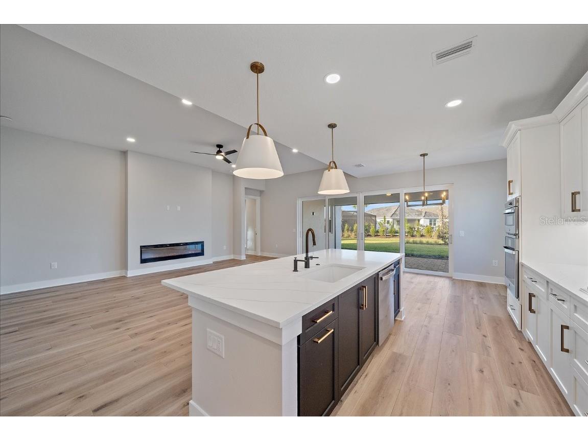 8387 Windbound Court Sarasota FL 34240 A4655039 image36