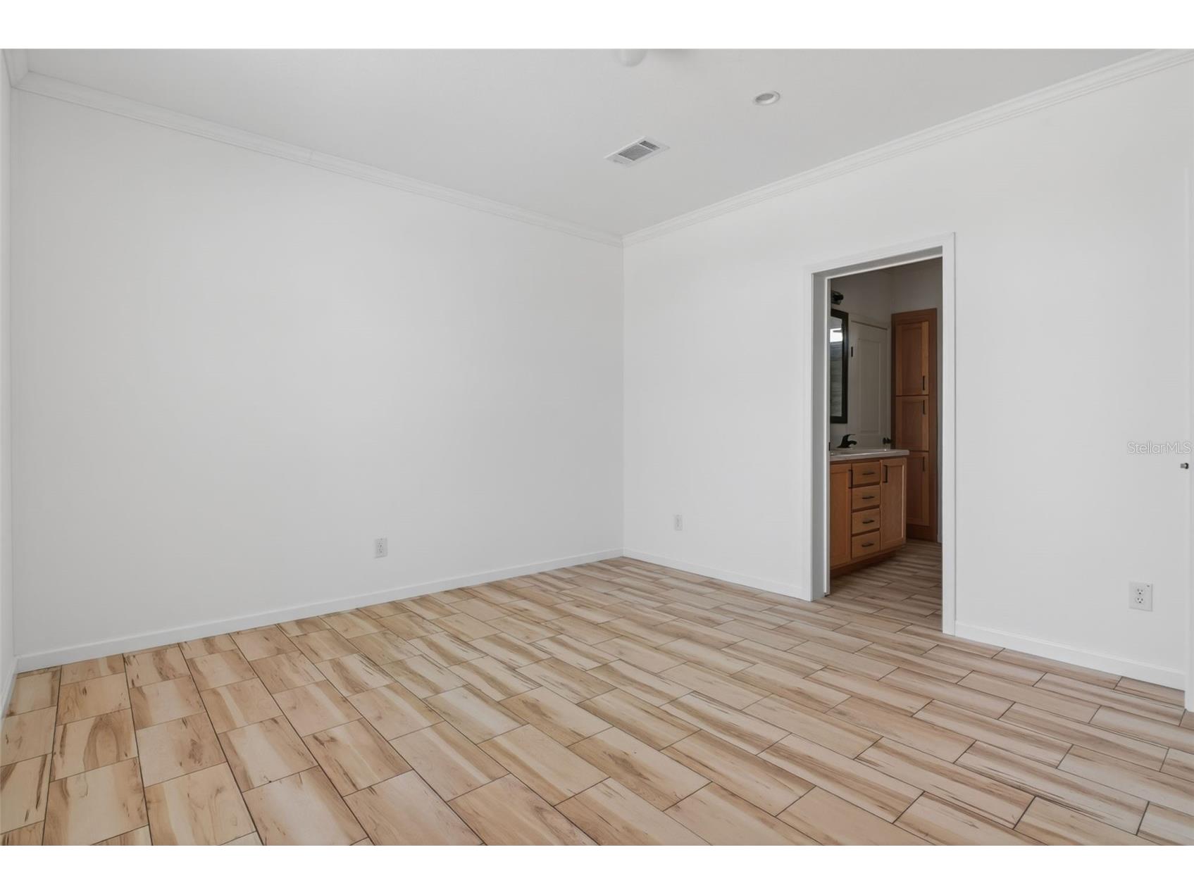 8388 Dalewood Drive Weeki Wachee FL 34613 TB8514664 image26