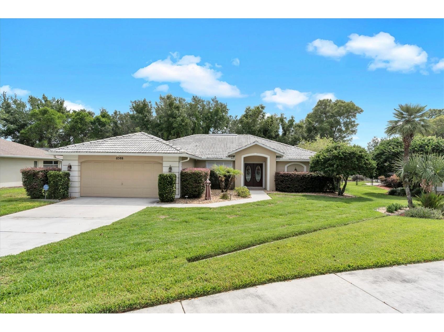 8388 Omaha Circle Spring Hill FL 34606 W7886539 image1