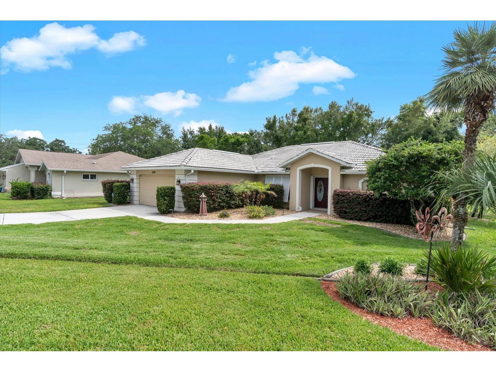 8388 Omaha Circle Spring Hill FL 34606 W7886539 image2