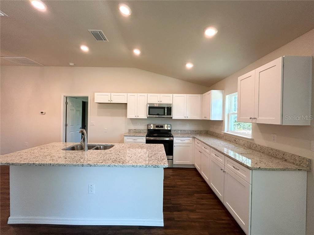 8389 N Kearney Way Citrus Springs FL 34434 OM700082 image4