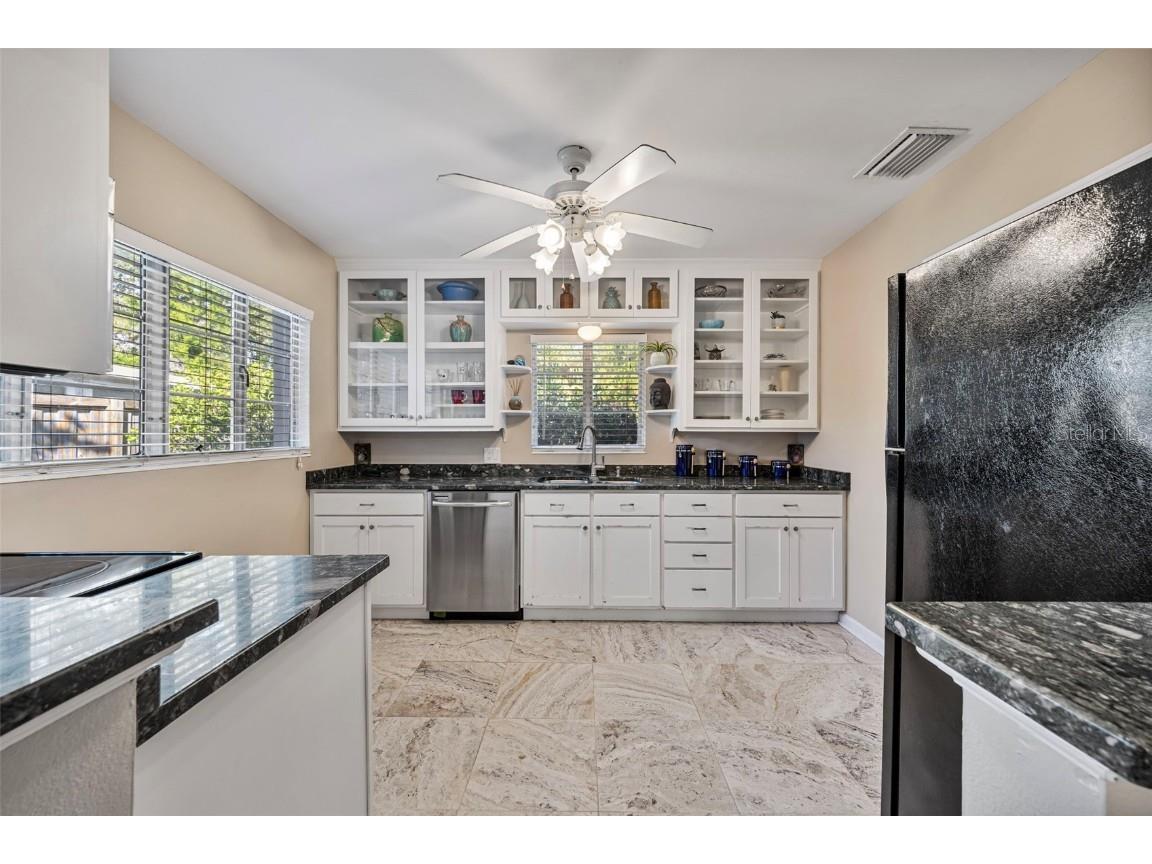 839 40th Street Sarasota FL 34234 - SARASOTA BAY A4673991 image10