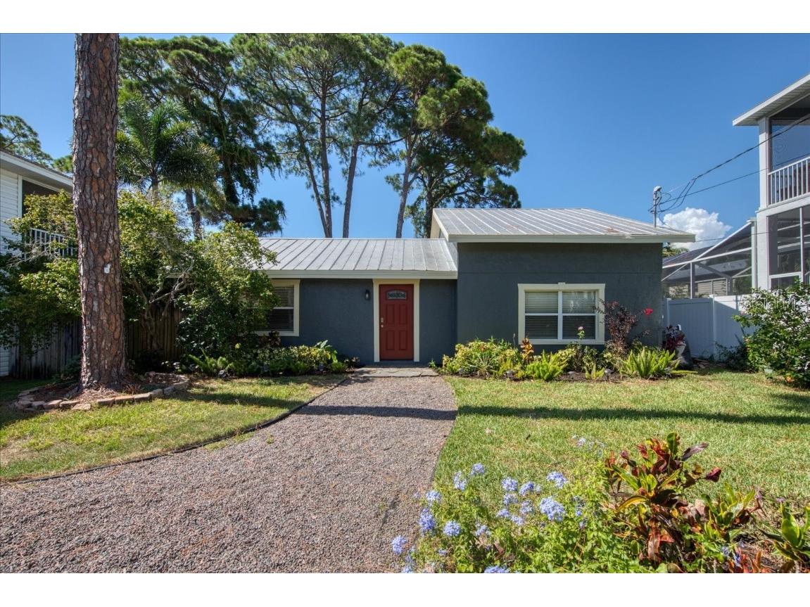 839 Florida Avenue Palm Harbor FL 34683 - SUTHERLAND BAYOU U8207955 image1