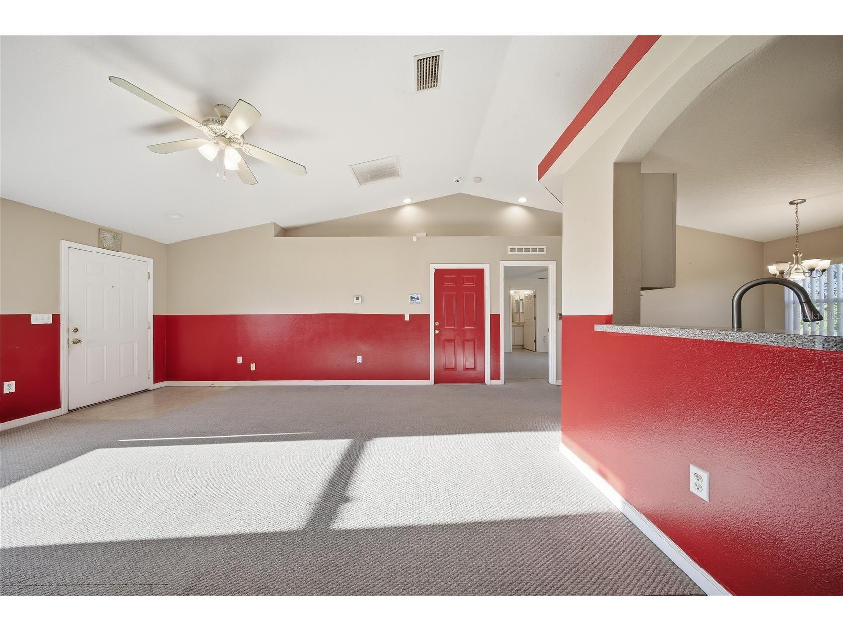 839 Hollywood Street Daytona Beach FL 32117 O6372930 image5