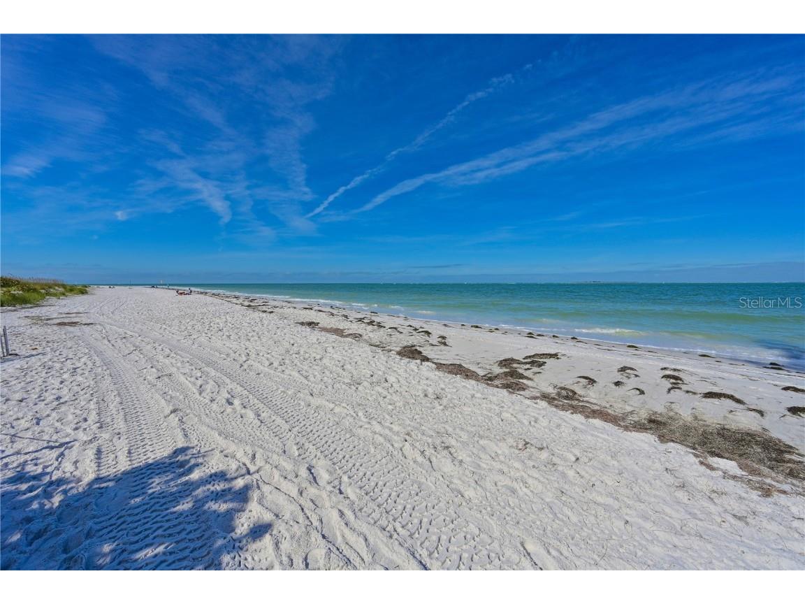 839 N Shore Drive Anna Maria FL 34216 A4674486 image9