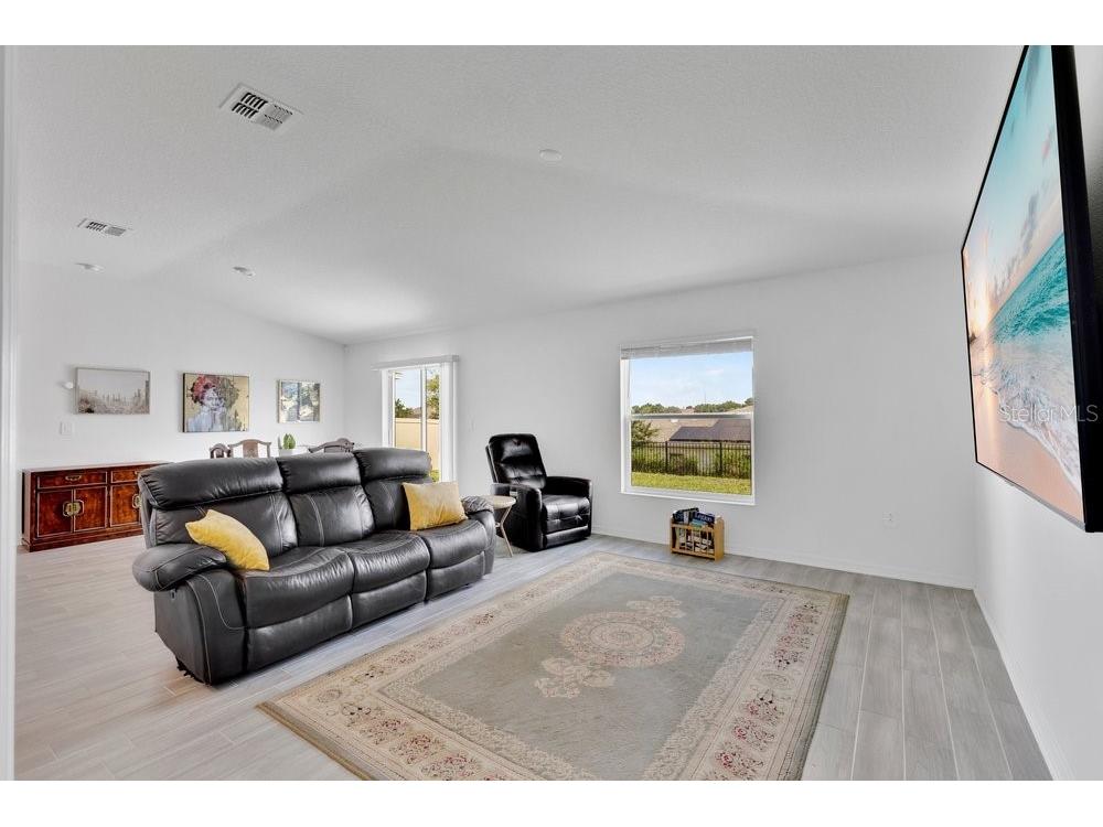 839 Ofanto Way Haines City FL 33844 O6412390 image4