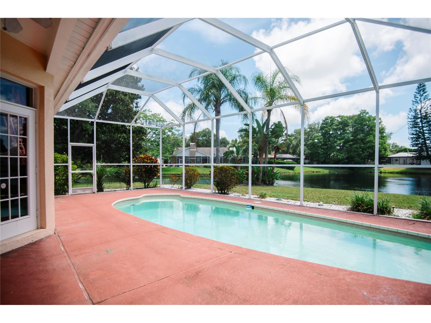 8390 Meadow Brook Drive E Seminole FL 33777 TB8519287 image15