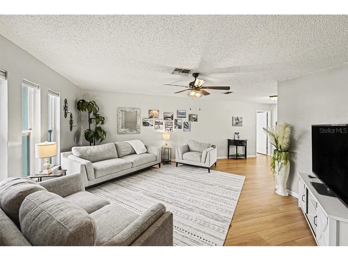 8390 Somerset Drive Largo FL 33773 TB8460581 image2