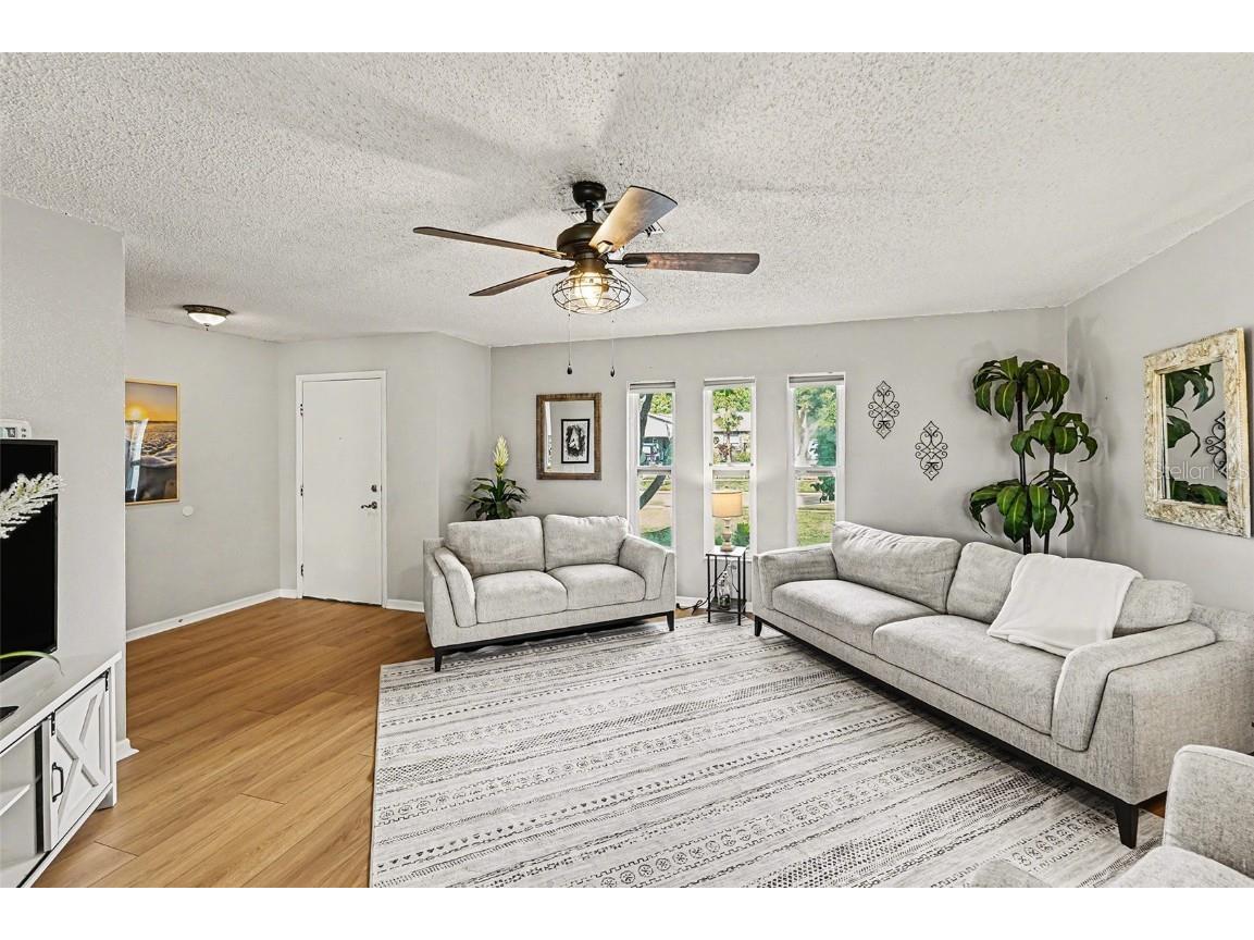 8390 Somerset Drive Largo FL 33773 TB8460581 image3