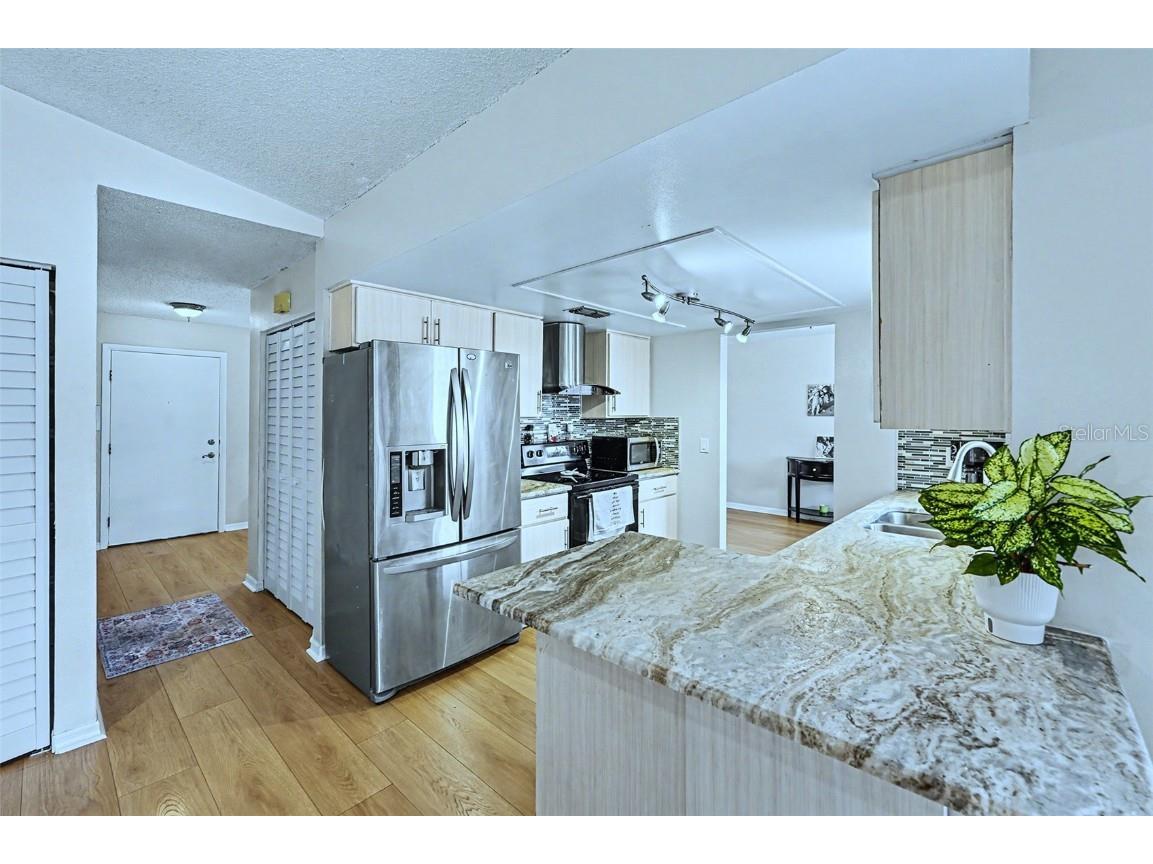 8390 Somerset Drive Largo FL 33773 TB8460581 image8