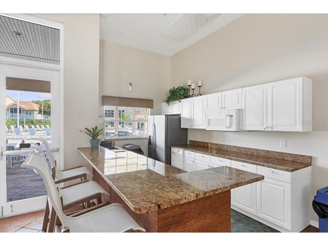 8390 Wingate Drive #520 Sarasota FL 34238 - CROCKERS LAKE .....NO-SWIMMING A4658598 image33