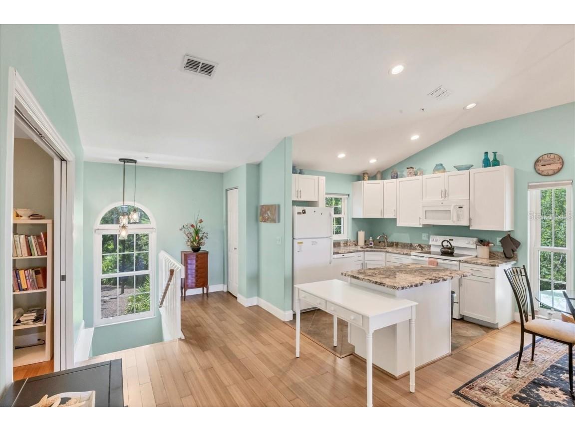 8390 Wingate Drive #520 Sarasota FL 34238 - CROCKERS LAKE .....NO-SWIMMING A4658598 image6