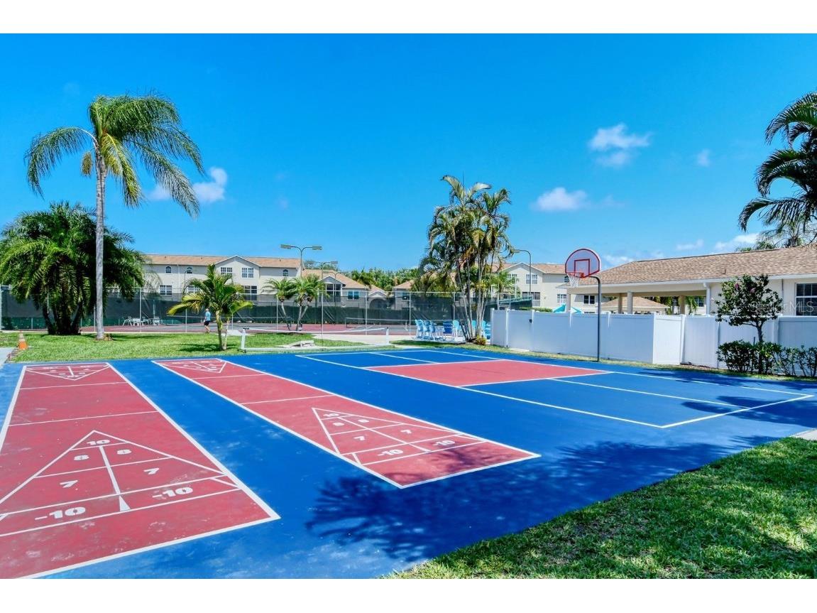 8390 Wingate Drive #521 Sarasota FL 34238 A4666790 image39