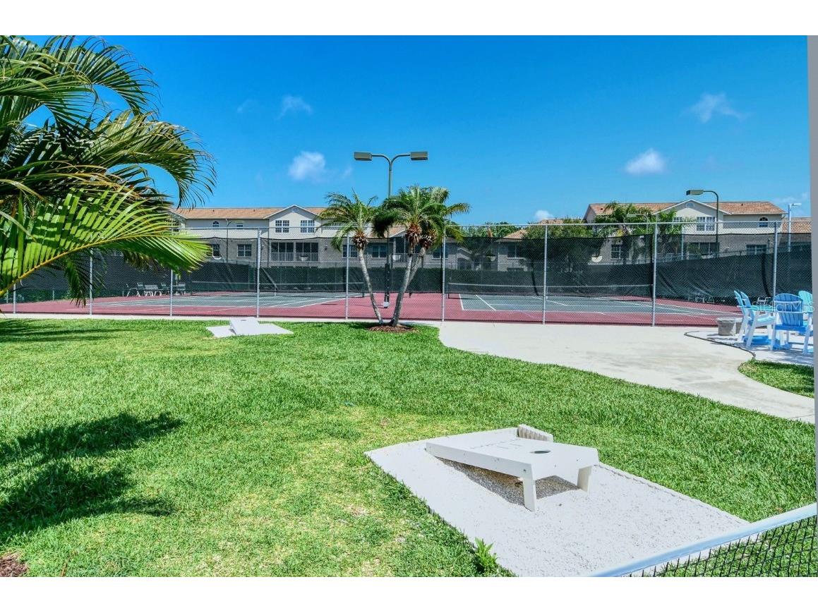 8390 Wingate Drive #521 Sarasota FL 34238 A4666790 image40