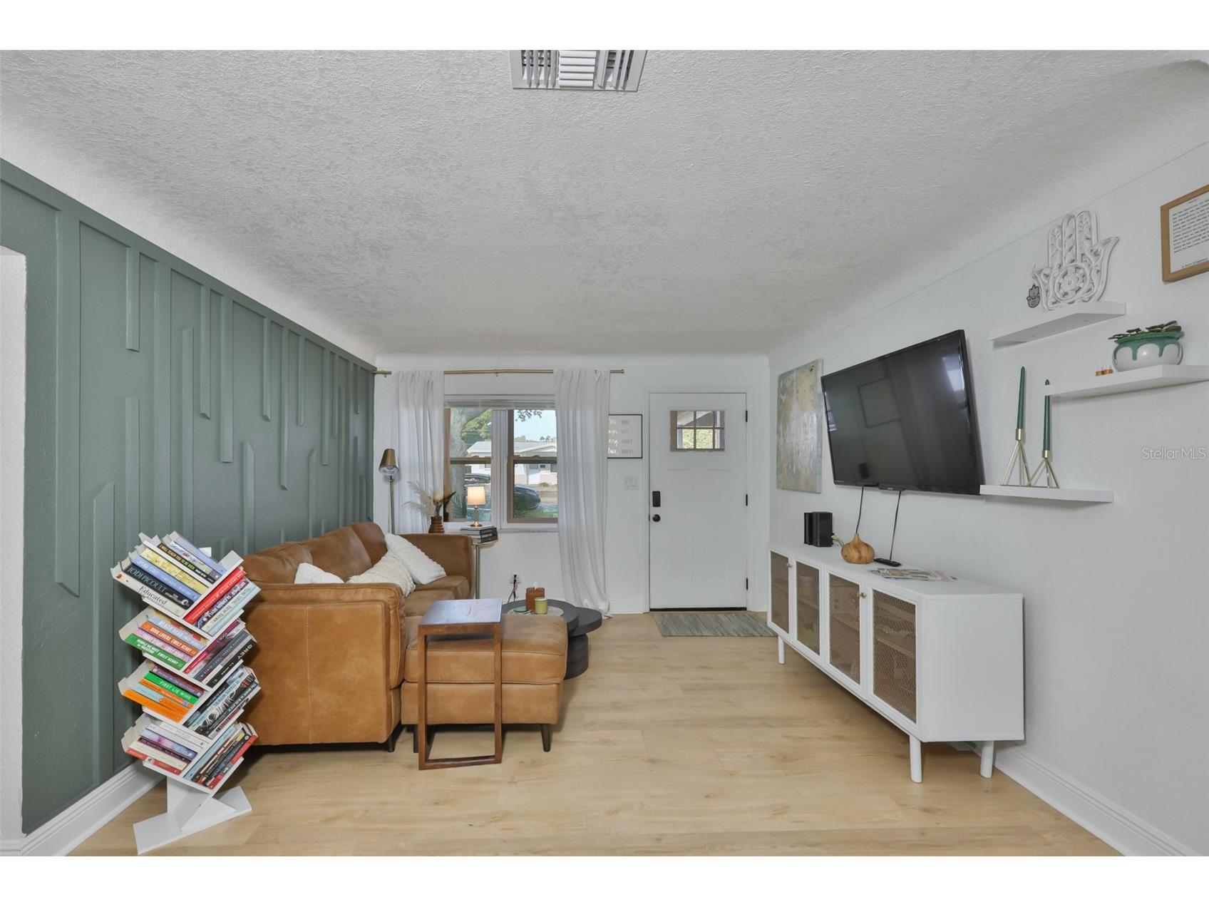 8391 59th Lane N Pinellas Park FL 33781 TB8495765 image16