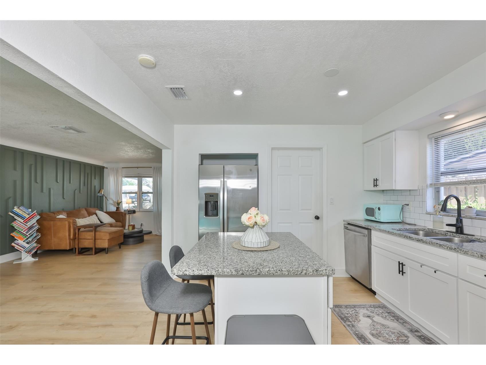 8391 59th Lane N Pinellas Park FL 33781 TB8495765 image19