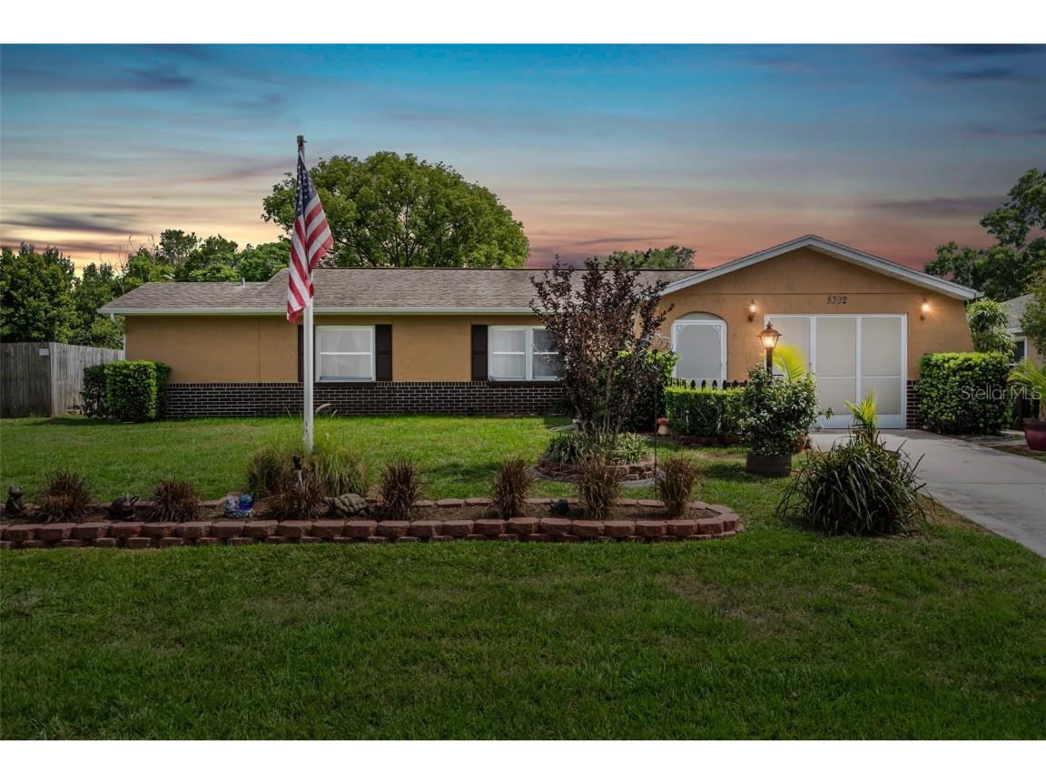 8392 Valmora Street Spring Hill FL 34608 W7844942 image1