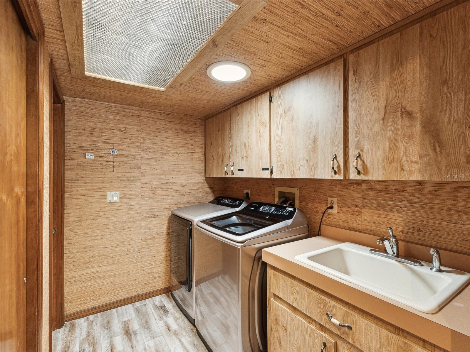 8393 Delaware Drive Weeki Wachee FL 34607 W7875520 image15