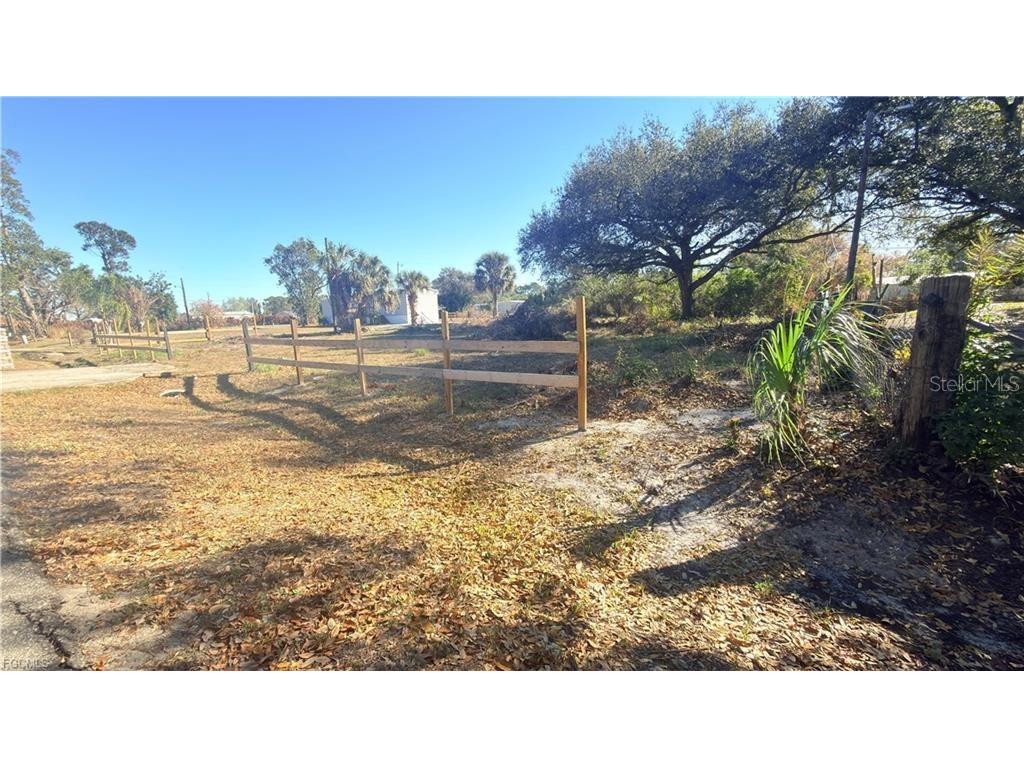 8395 Ebson Drive North Fort Myers FL 33917 C7522438 image1