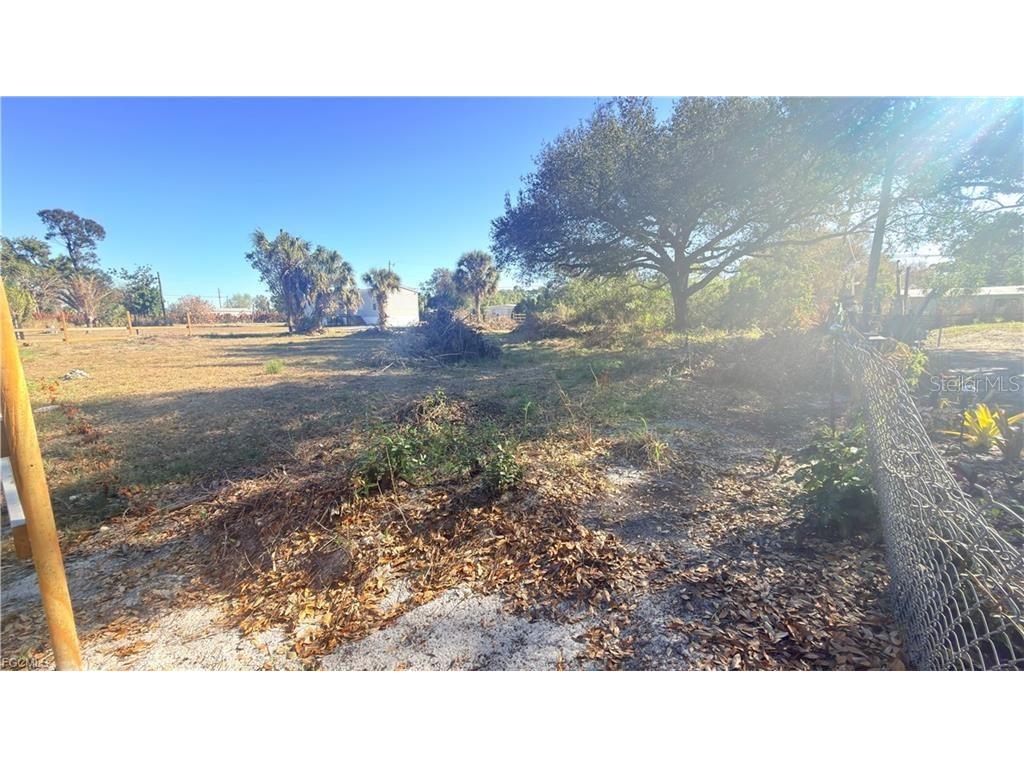 8395 Ebson Drive North Fort Myers FL 33917 C7522438 image2