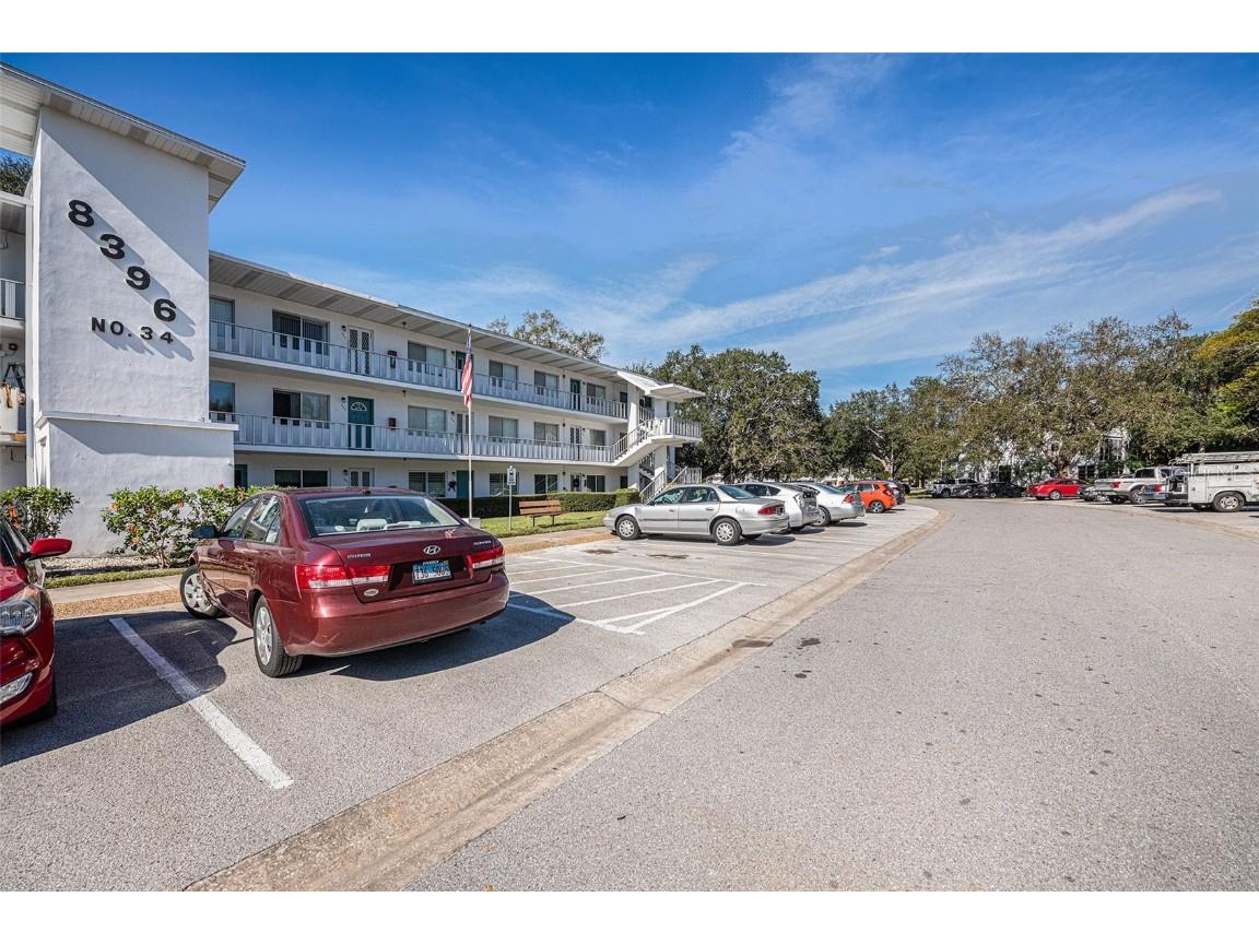 8396 111th Street N #110 Seminole FL 33772 T3490531 image1