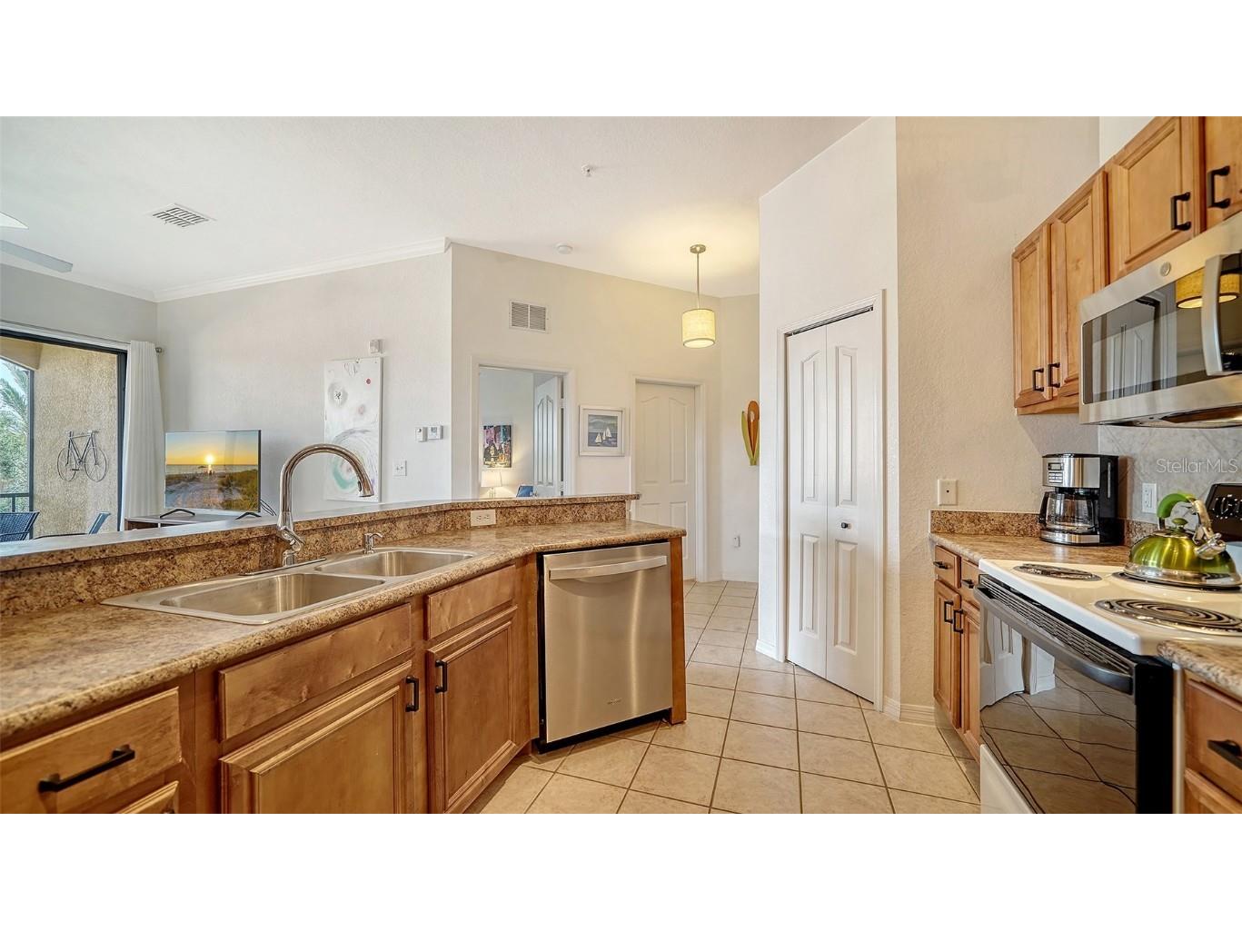 8397 38th Street Circle E #306 Sarasota FL 34243 A4658372 image14