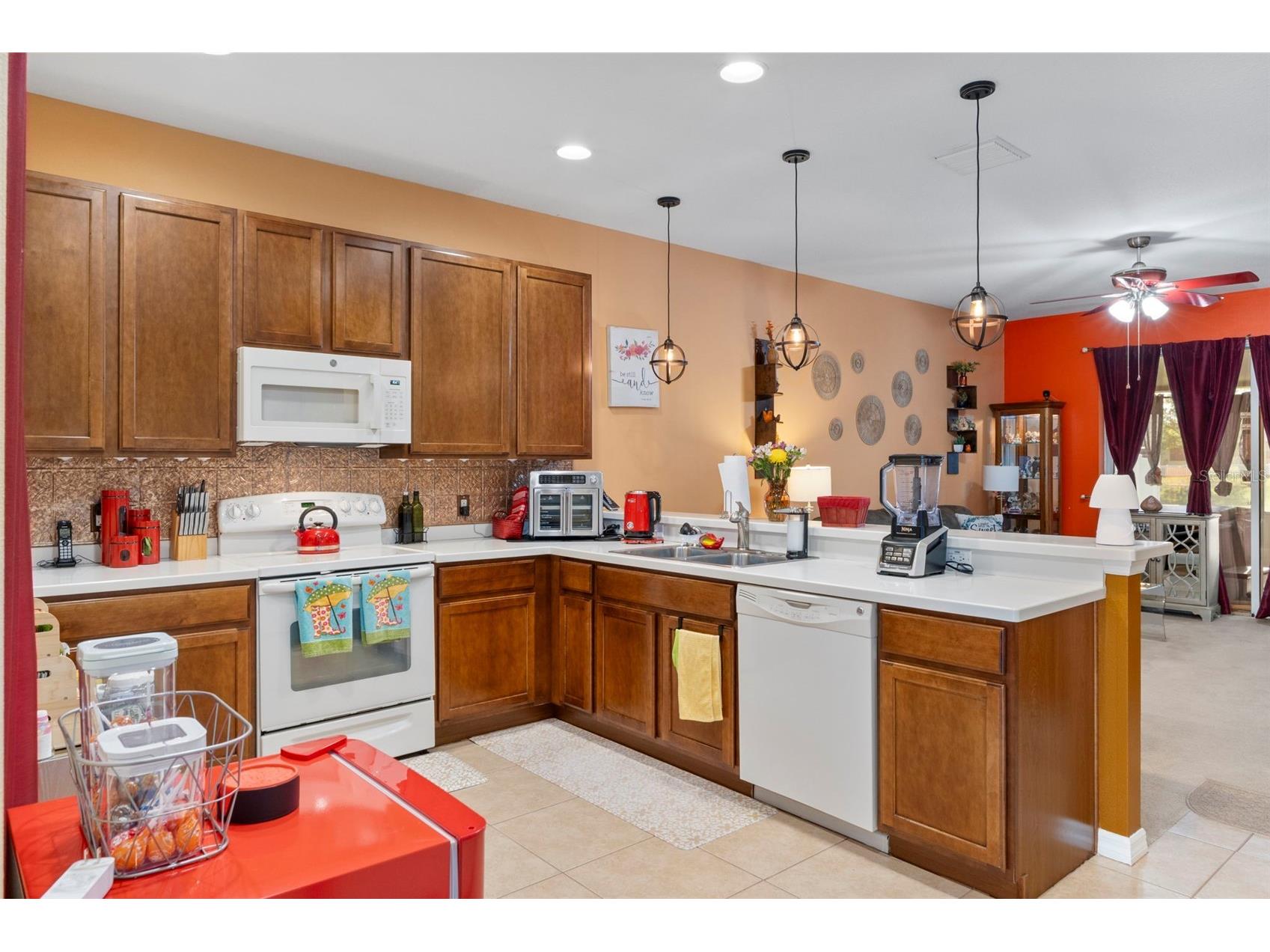 8398 Indian Laurel Lane Brooksville FL 34613 W7884049 image11
