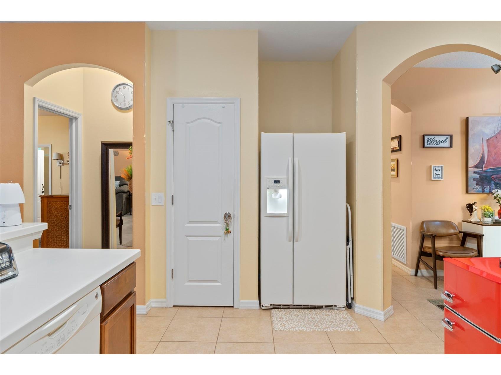 8398 Indian Laurel Lane Brooksville FL 34613 W7884049 image12