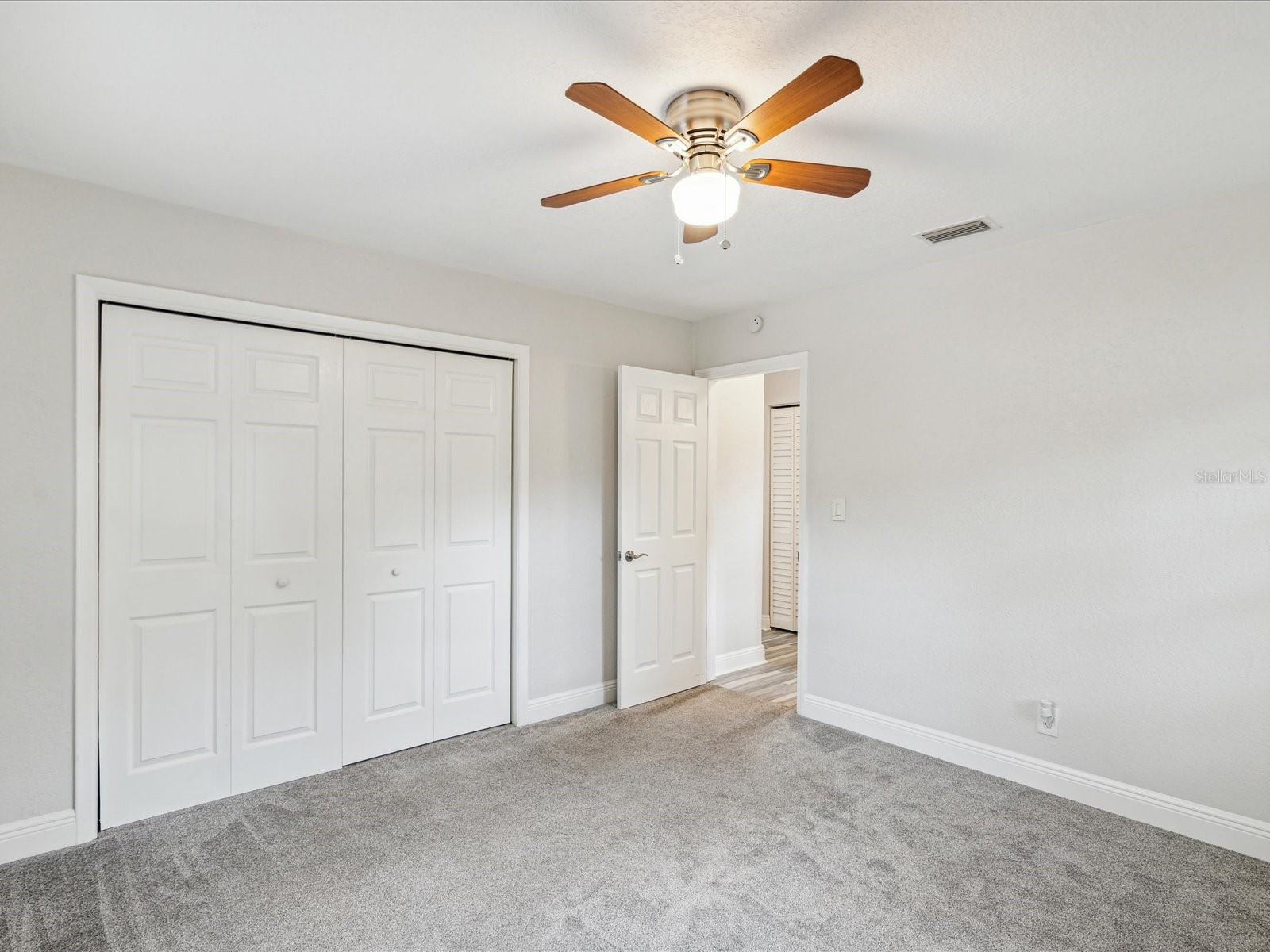 8399 42nd Avenue N Saint Petersburg FL 33709 TB8408989 image11