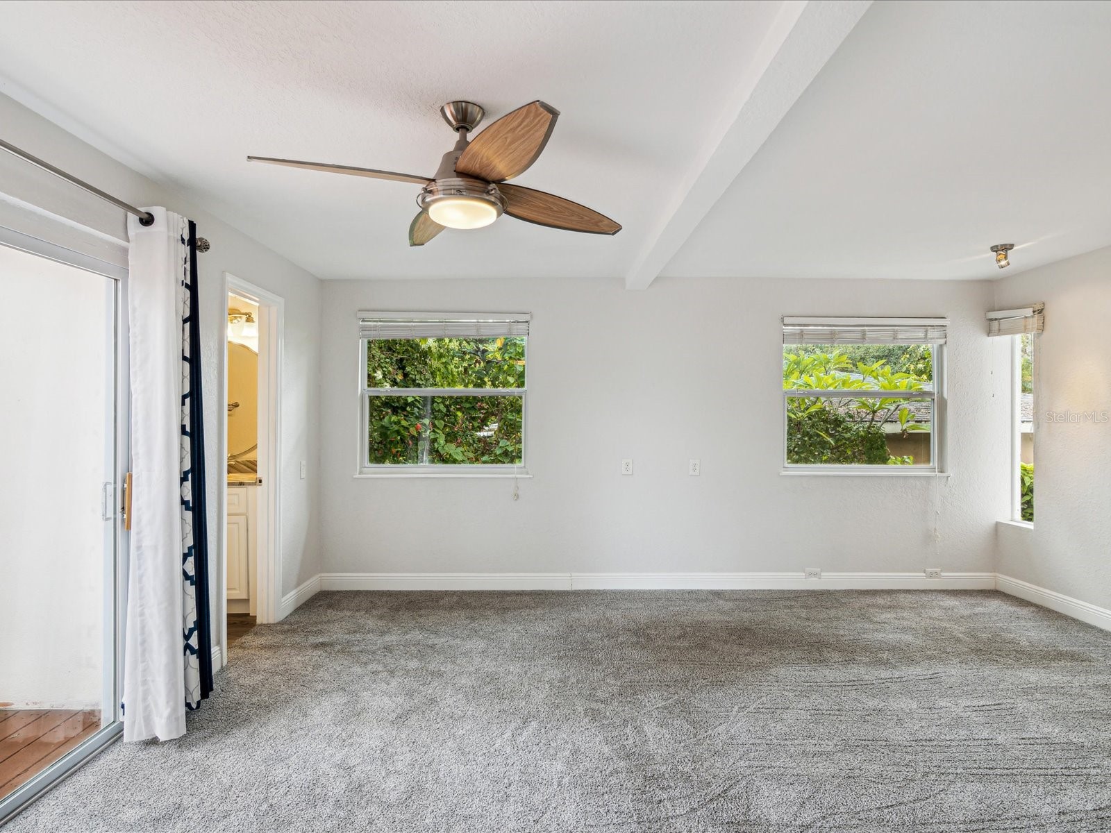 8399 42nd Avenue N Saint Petersburg FL 33709 TB8408989 image26