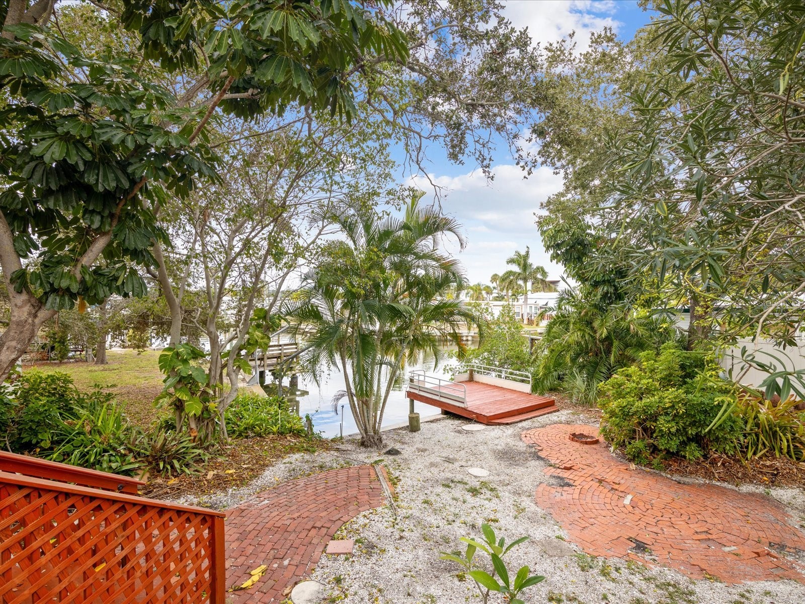 8399 42nd Avenue N Saint Petersburg FL 33709 TB8408989 image40