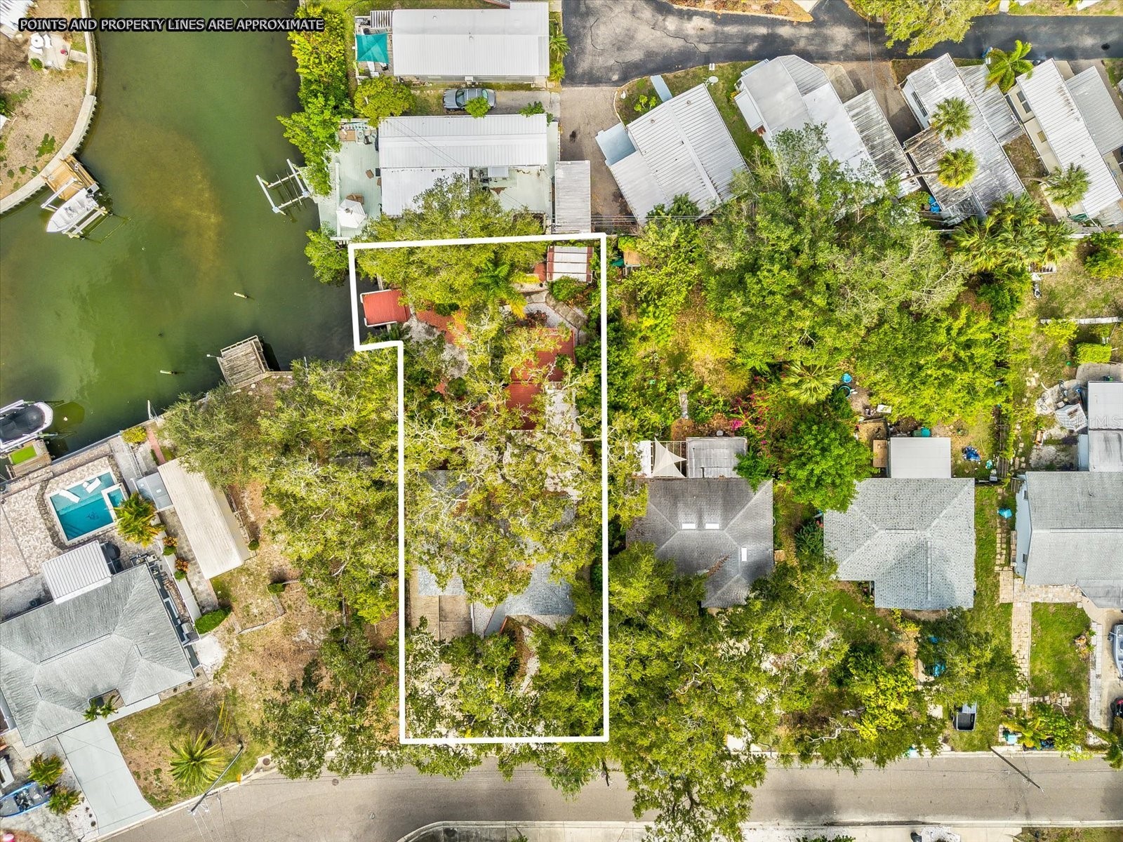 8399 42nd Avenue N Saint Petersburg FL 33709 TB8408989 image45