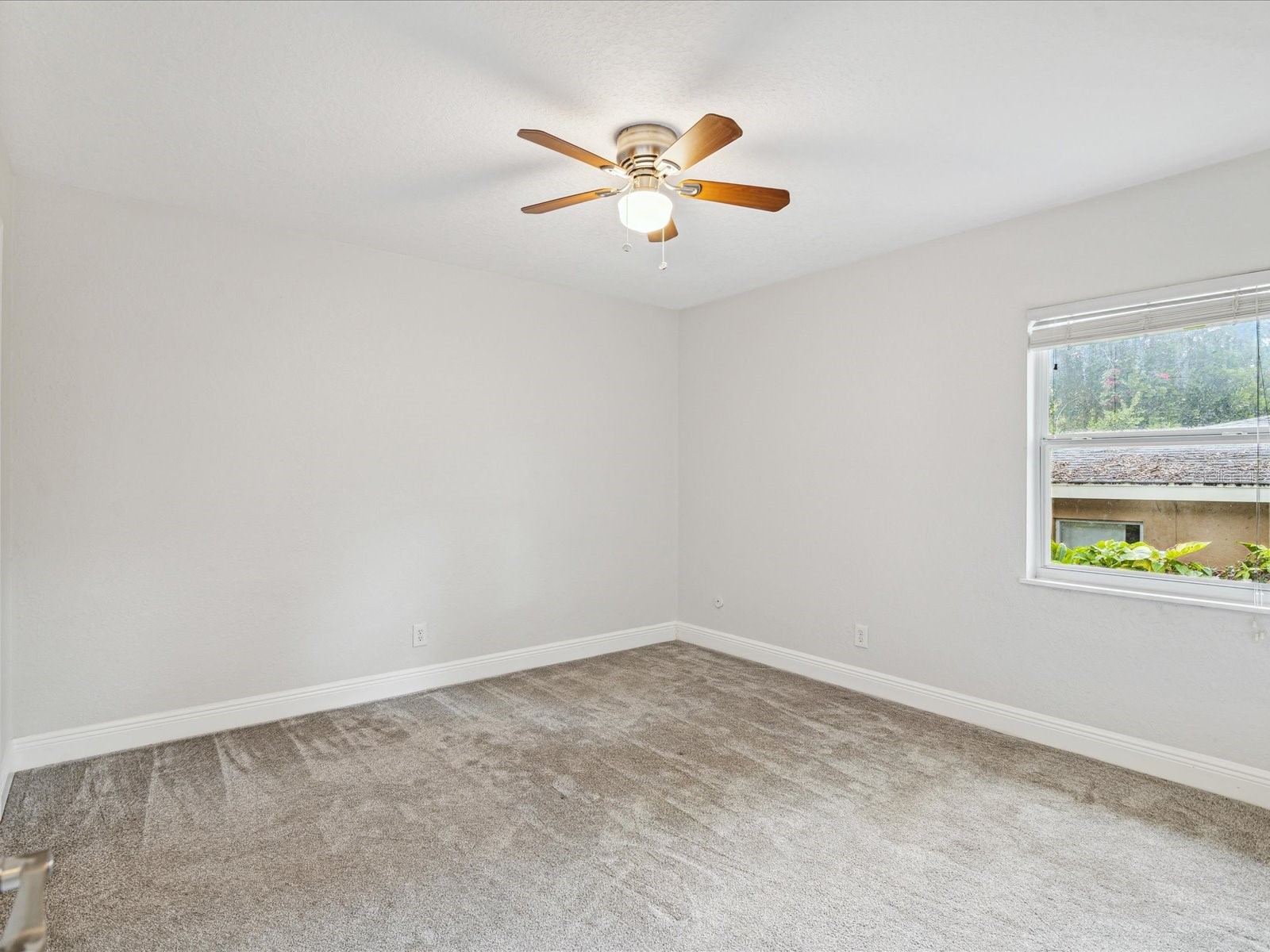 8399 42nd Avenue N Saint Petersburg FL 33709 TB8408989 image6