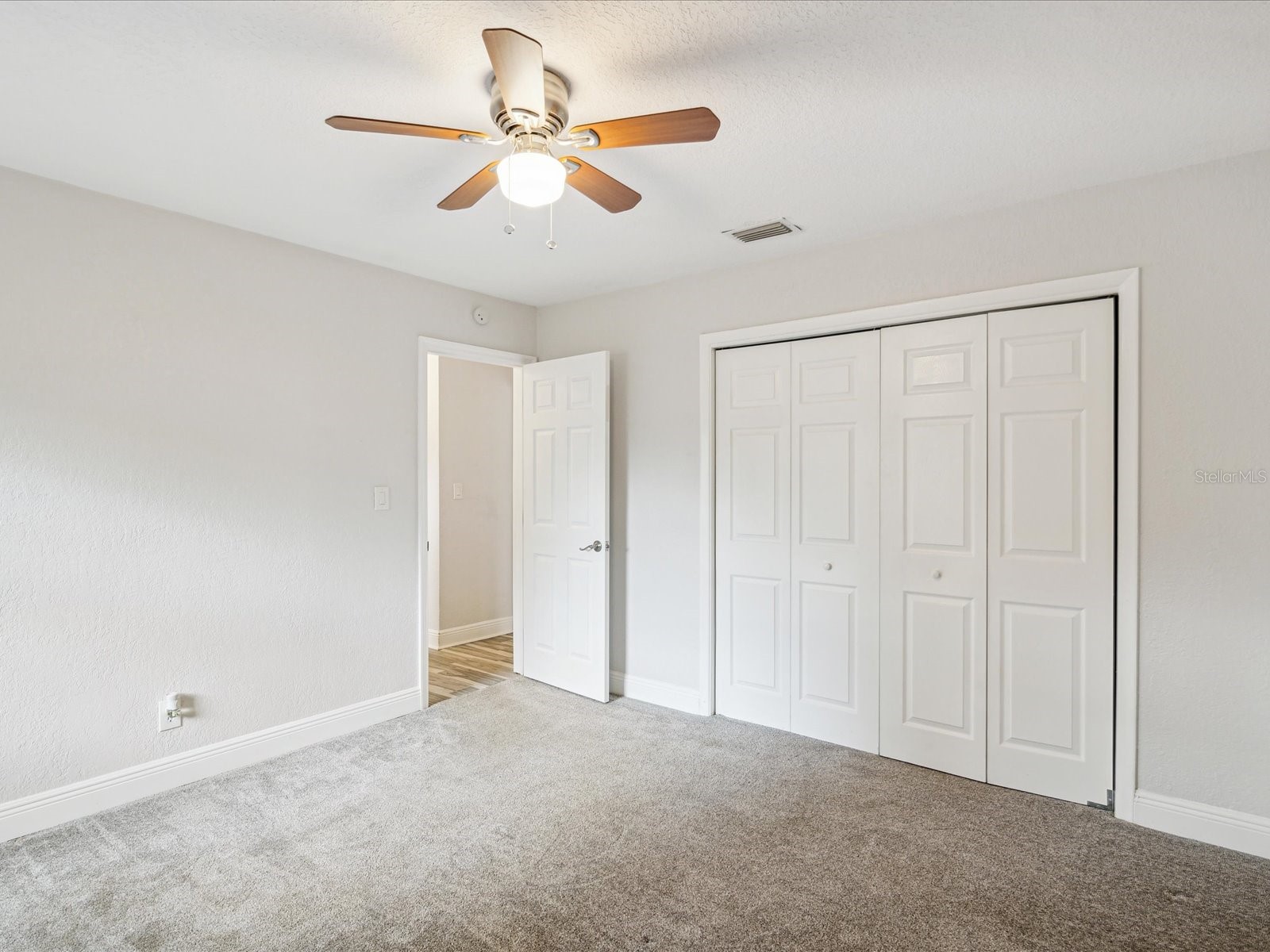 8399 42nd Avenue N Saint Petersburg FL 33709 TB8408989 image7