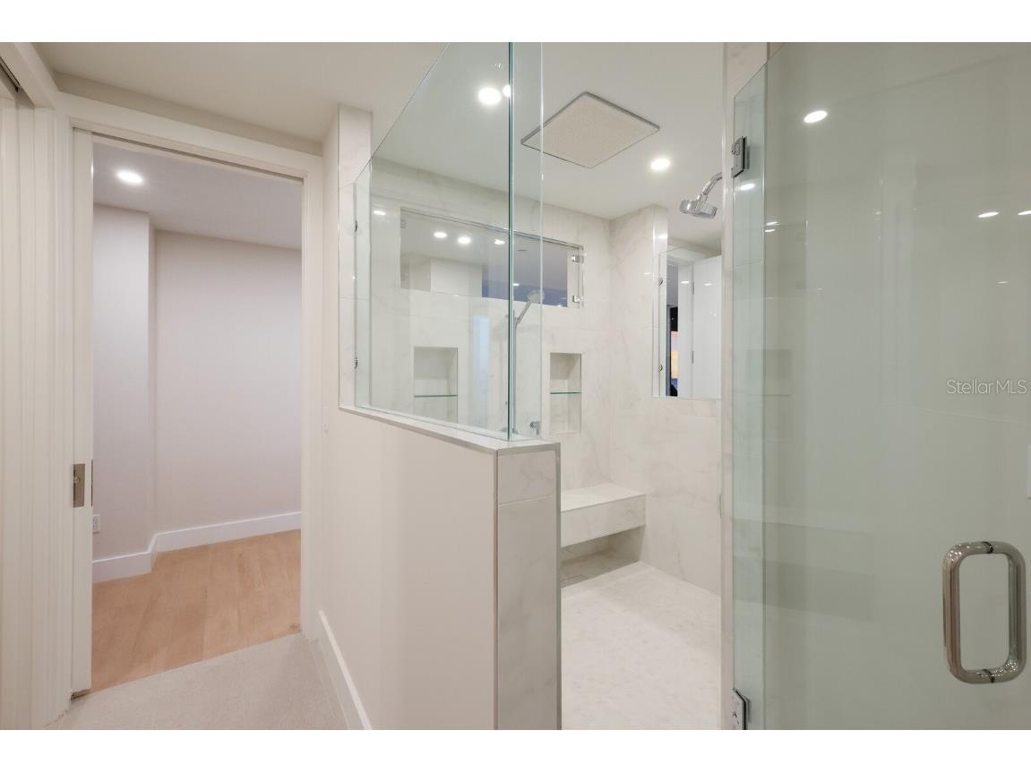 84 Avenida Veneccia #202 & 203 Sarasota FL 34242 - GULF OF MEXICO A4608628 image18