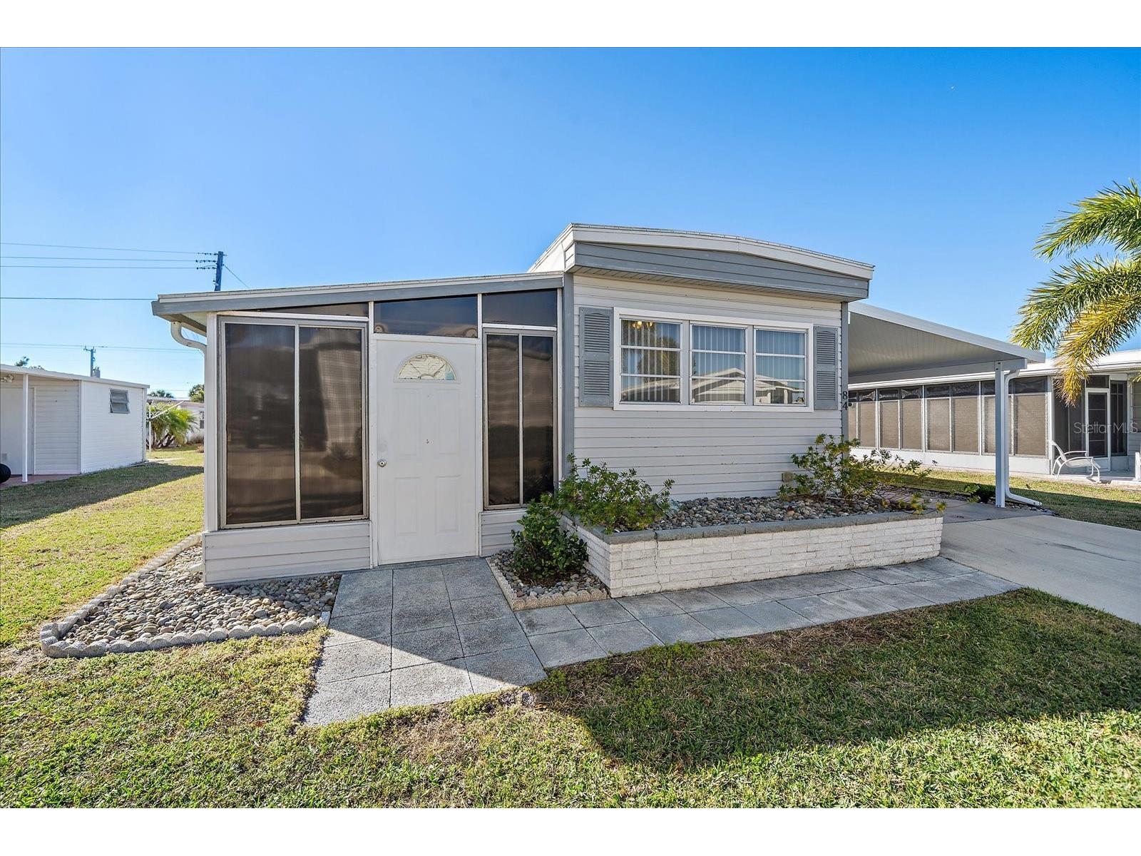 84 Del Rio Drive Palmetto FL 34221 A4680517 image1