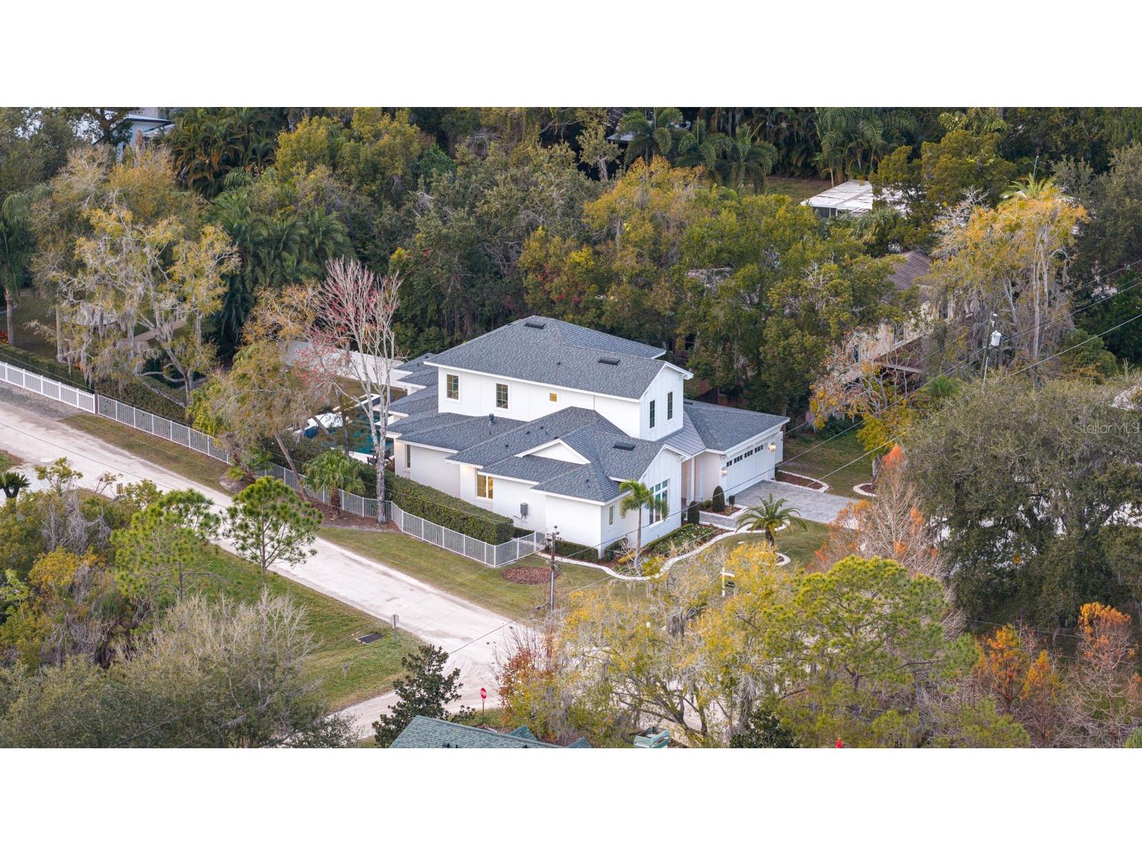 84 Oakdale St Windermere FL 34786 - WINDERMERE CHAIN OF LAKES O6372842 image4