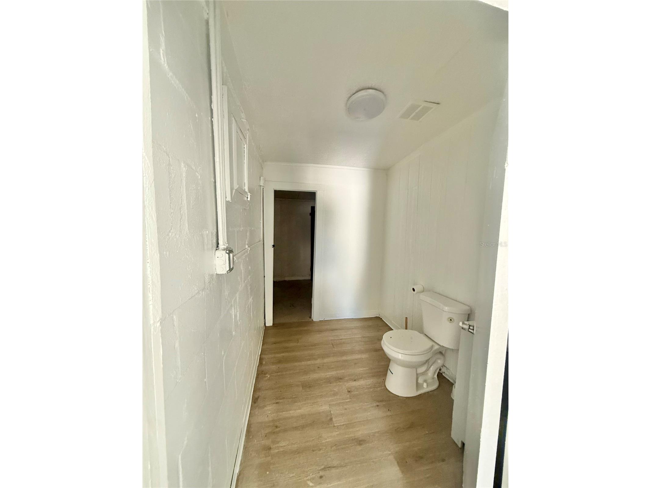 840 16th Street S Saint Petersburg FL 33705 TB8516605 image6