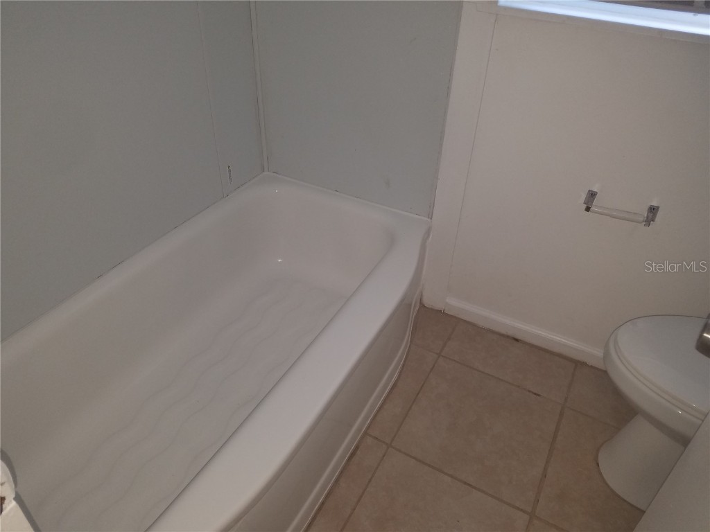 840 30th Avenue S Saint Petersburg FL 33705 TB8451260 image11