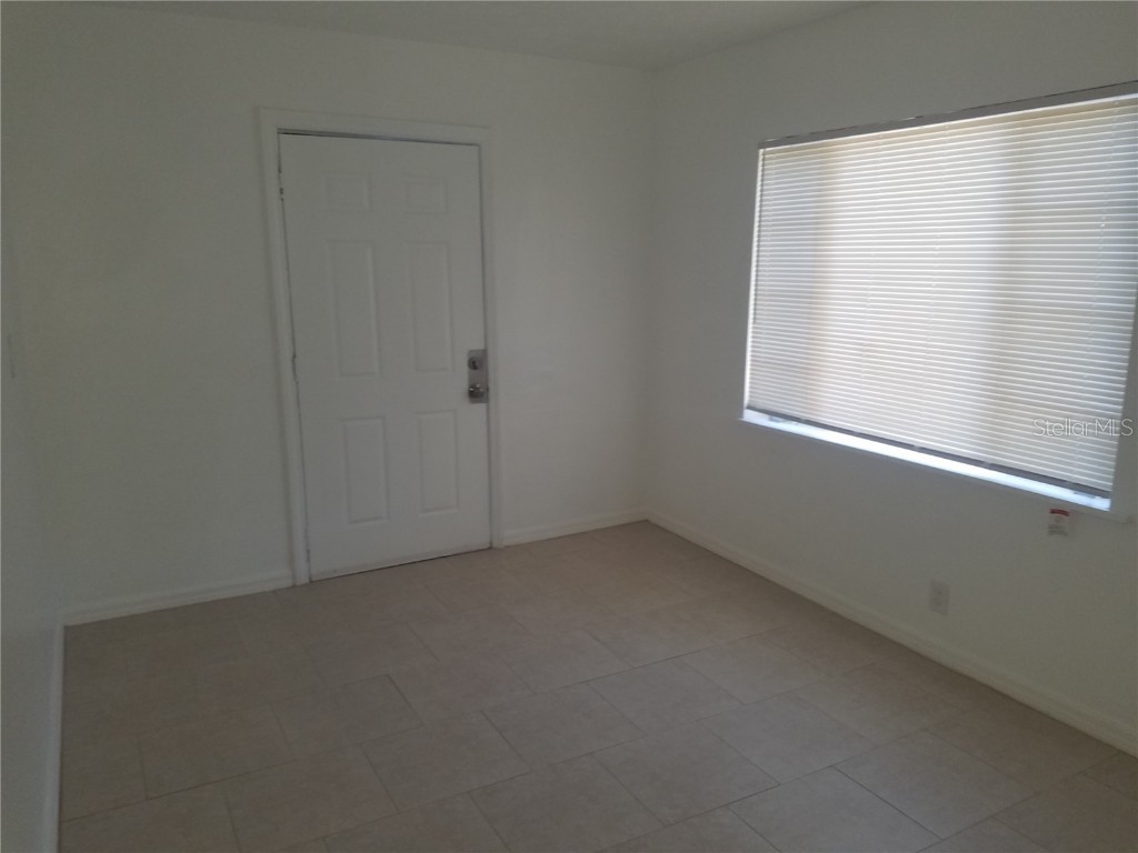 840 30th Avenue S Saint Petersburg FL 33705 TB8451260 image7